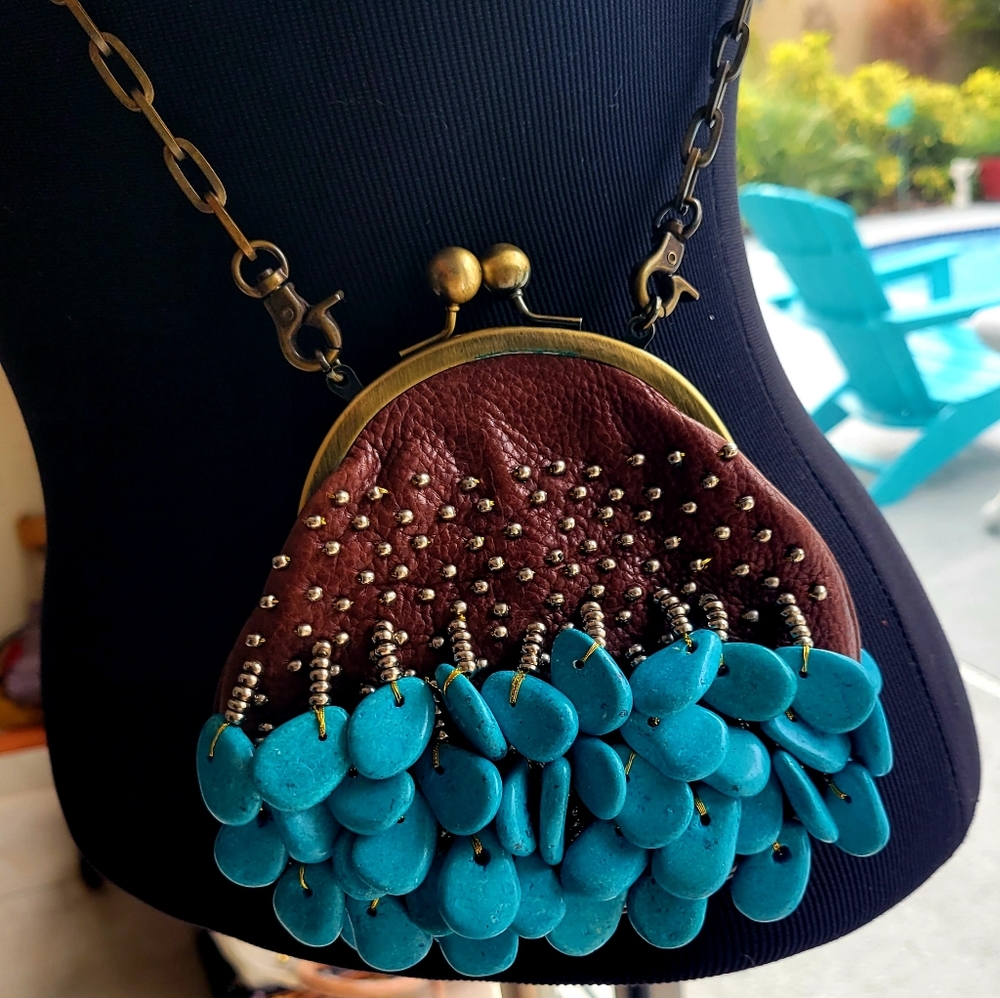 Vintage Cole Haan G series Leather Crossbody Beaded Bag